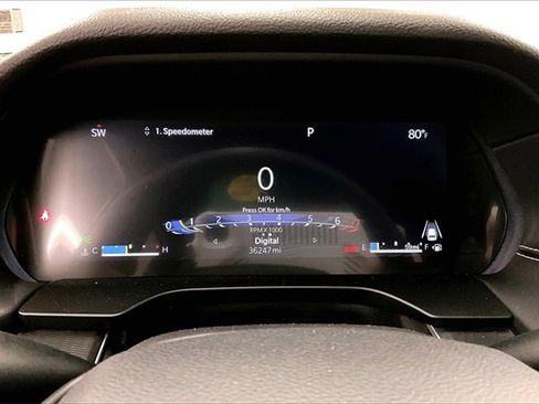 Used 2024 Jeep Grand Cherokee Altitude image 24