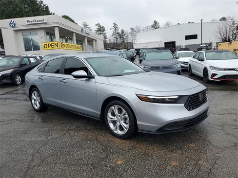 Used 2024 Honda Accord LX image 3