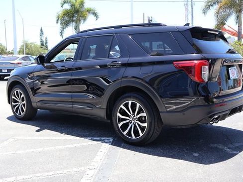 Used 2020 Ford Explorer ST AWD/4WD image 5
