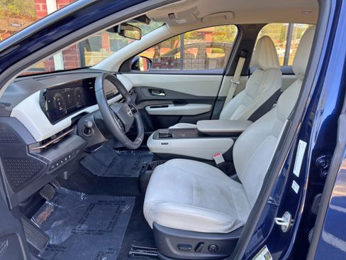 Used 2023 Nissan Ariya FWD image 15