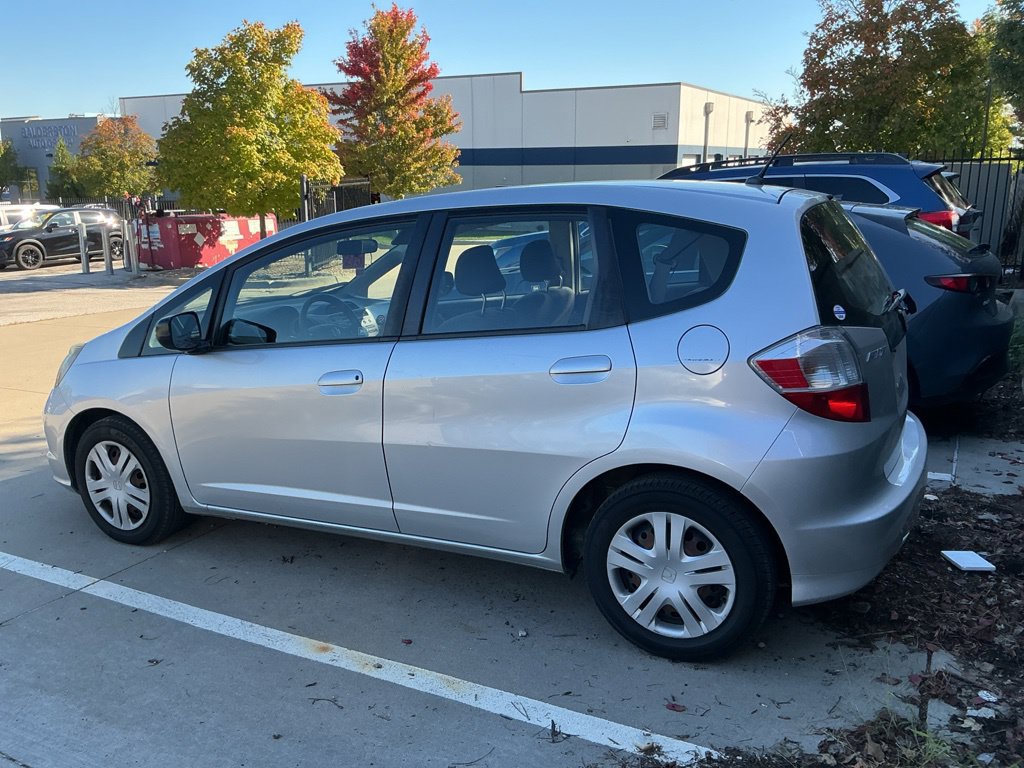 Used 2011 Honda Fit image 4