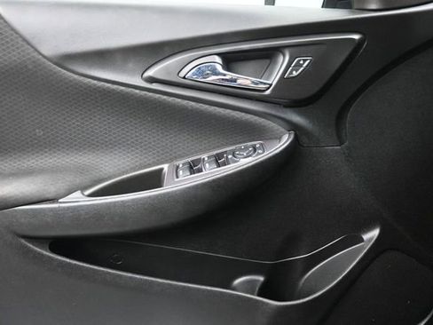 Used 2022 Chevrolet Malibu LS FWD image 24