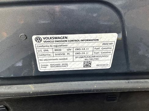 Used 2022 Volkswagen Tiguan SE image 31