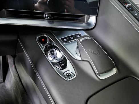 Used 2024 Chevrolet Corvette Z06 RWD image 16