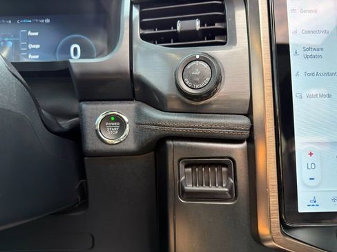 Used 2024 Ford F150 Lightning Lariat AWD/4WD image 40