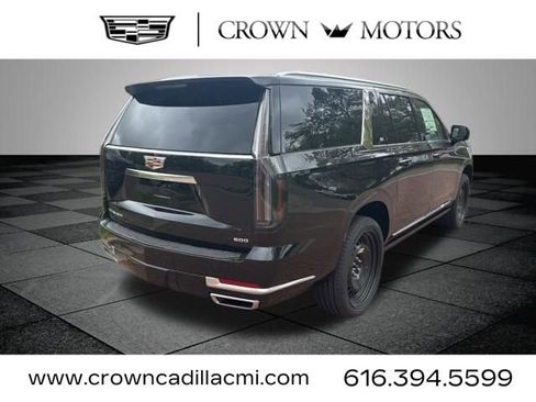 New 2026 Cadillac Escalade ESV Luxury w/ LPO, Radiant Package AWD/4WD image 7