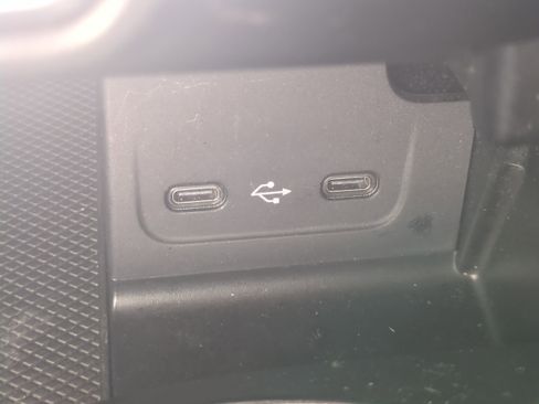 Used 2022 Mercedes-Benz C 300 Sedan image 23