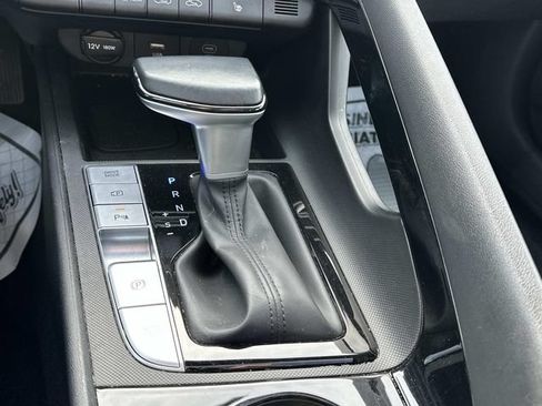 Used 2024 Hyundai Elantra Limited FWD image 29