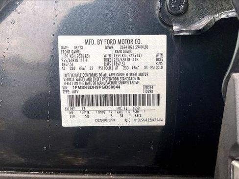 Certified 2023 Ford Explorer XLT w/ Equipment Group 202A image 28