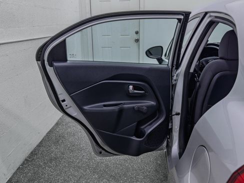 Used 2016 Kia Rio LX image 13