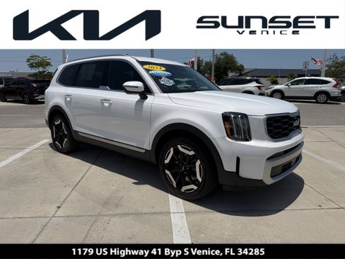 Certified 2024 Kia Telluride S FWD image 1