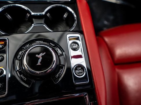 Used 2022 Rolls-Royce Cullinan image 54