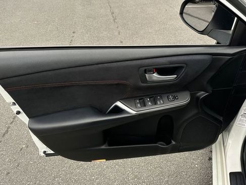 Used 2017 Toyota Camry XSE image 13