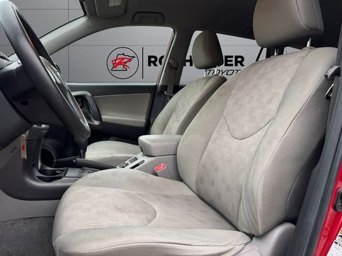 Used 2011 Toyota RAV4 4WD w/ Base L4 Extra Value Pkg image 10