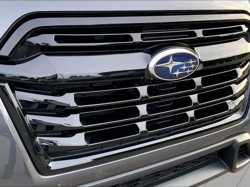 Used 2026 Subaru Ascent Premium AWD/4WD image 32