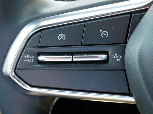 Used 2024 Chevrolet Equinox EV LT FWD image 21