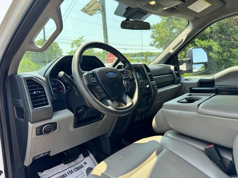 Used 2021 Ford F350 XL w/ Power Equipment Group AWD/4WD image 23