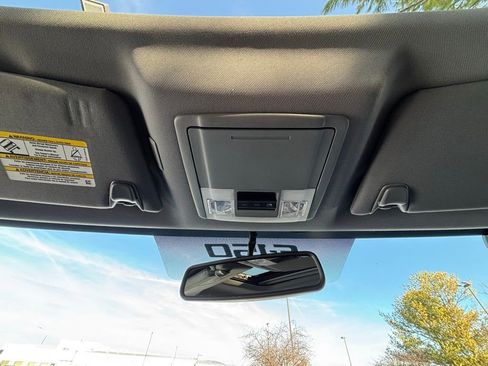 Used 2012 Ford F150 Lariat image 28