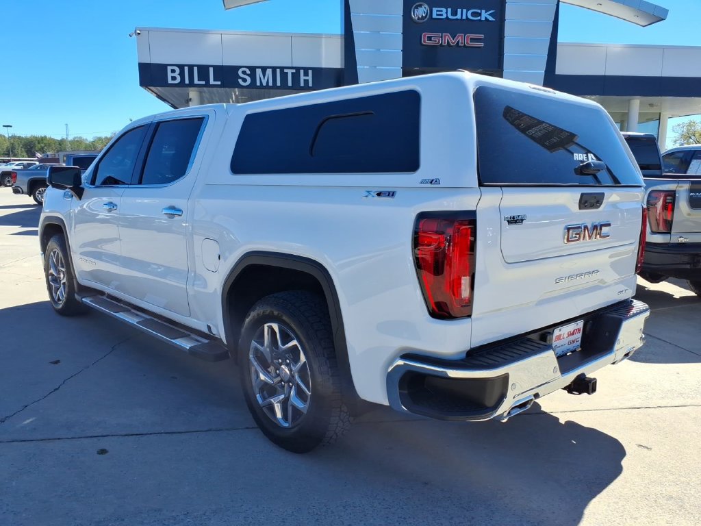 Used 2024 GMC Sierra 1500 SLT w/ SLT Premium Plus Package AWD/4WD image 5
