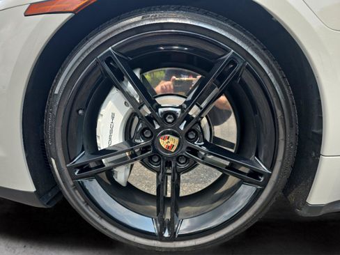 Used 2021 Porsche Taycan 4S AWD/4WD image 30