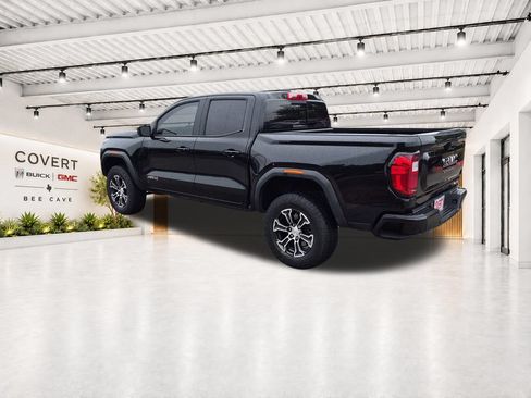 Used 2023 GMC Canyon AT4 w/ AT4 Premium Package AWD/4WD image 10
