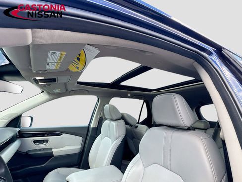 Used 2023 Honda Pilot Touring image 27