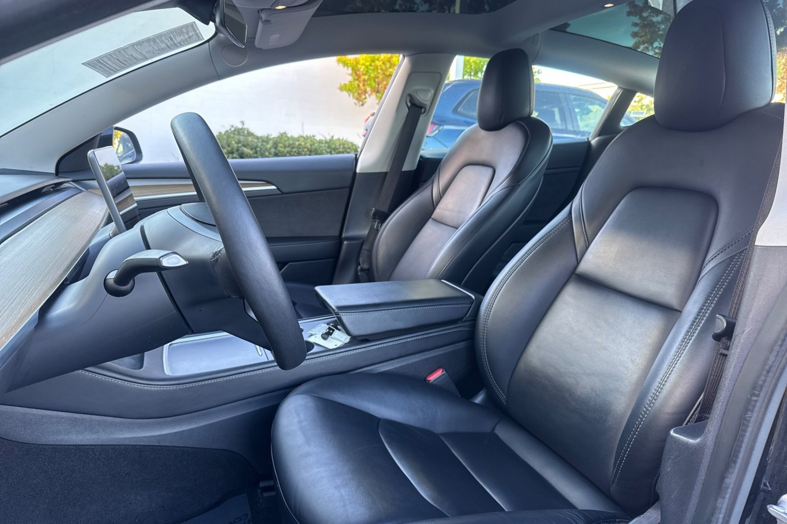 Used 2022 Tesla Model 3 Long Range AWD/4WD image 29