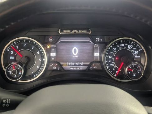 Used 2020 RAM 1500 Laramie AWD/4WD image 18