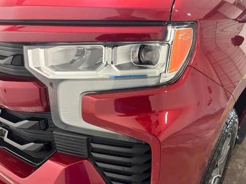 Used 2023 Chevrolet Silverado 1500 RST AWD/4WD image 4