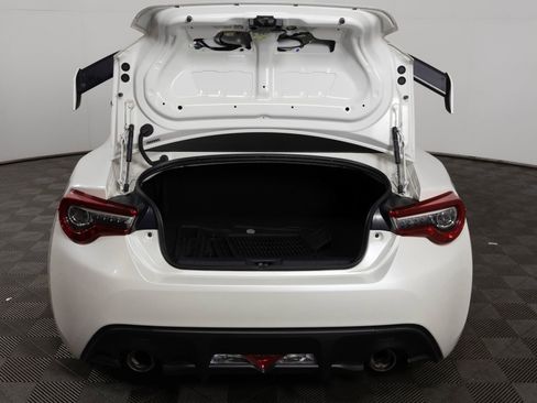 Used 2020 Toyota 86 image 33