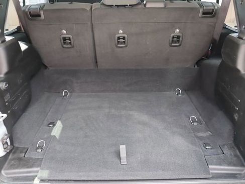 Used 2024 Jeep Wrangler Unlimited Sahara AWD/4WD image 21