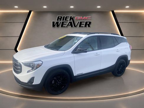 Used 2020 GMC Terrain SLT w/ Preferred Package AWD/4WD image 3