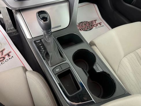 Used 2016 Hyundai Sonata SE image 22