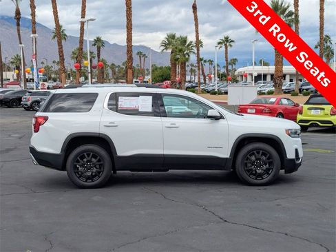 Used 2023 GMC Acadia SLE w/ Driver Convenience Package image 5