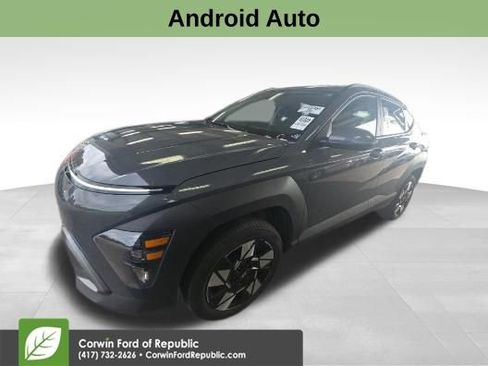 Used 2025 Hyundai Kona SEL image 5