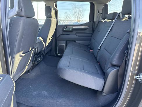 Used 2023 Chevrolet Silverado 1500 LT image 22