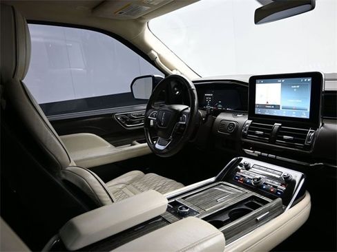 Used 2020 Lincoln Navigator L Black Label image 18
