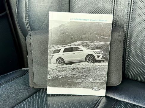Used 2019 Ford Expedition Limited w/ Equipment Group 302A image 35