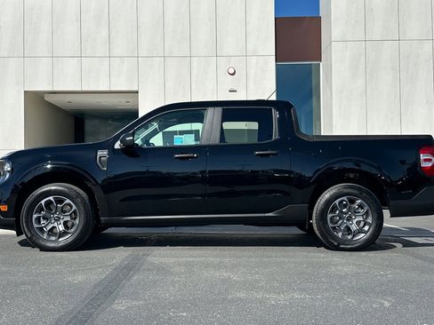 Certified 2025 Ford Maverick XLT image 6