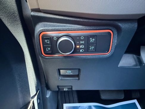 Used 2022 Ford Bronco Wildtrak AWD/4WD image 31