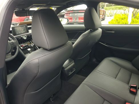 Certified 2023 Lexus IS 300 w/ Comfort Package image 12