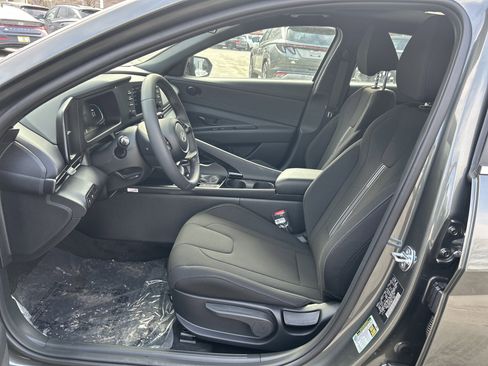 New 2026 Hyundai Elantra SEL Sport Premium image 4