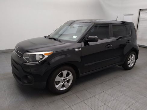 Used 2017 Kia Soul FWD image 2
