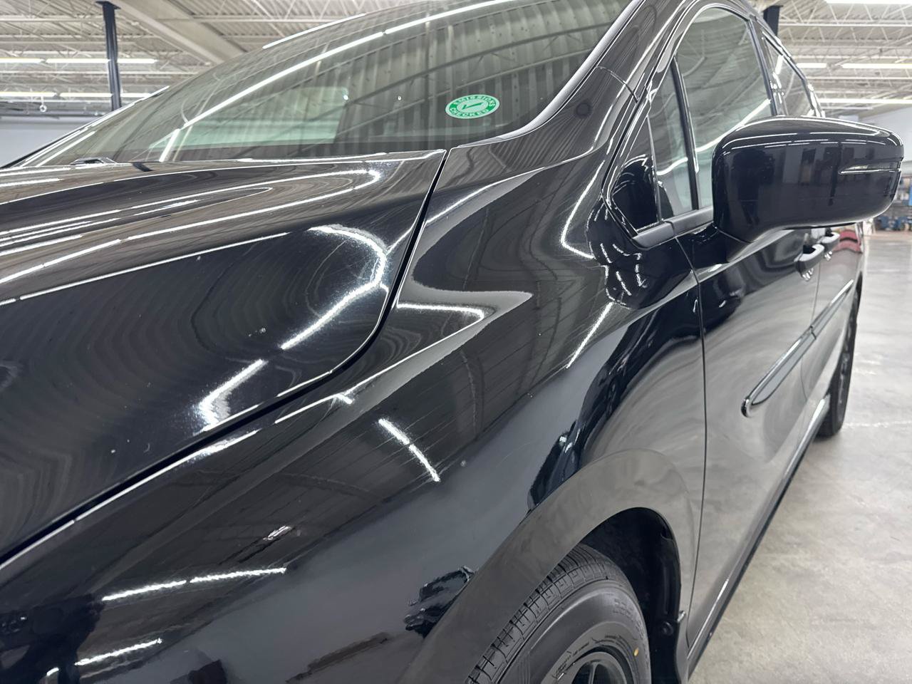 Used 2023 Honda Odyssey Elite image 2