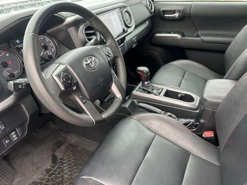Certified 2023 Toyota Tacoma TRD Pro image 9