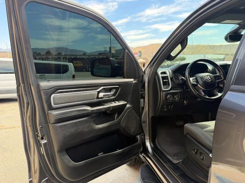 Used 2022 RAM 1500 Big Horn w/ Night Edition RWD image 9