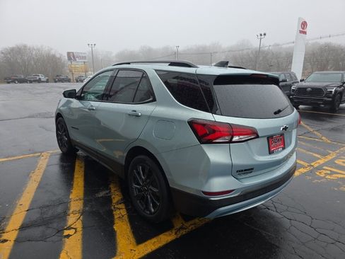 Used 2022 Chevrolet Equinox RS w/ LPO, Floor Liner Package image 7