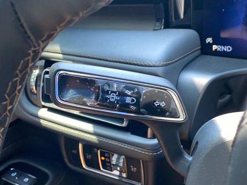 New 2026 Lincoln Aviator Reserve AWD/4WD image 18