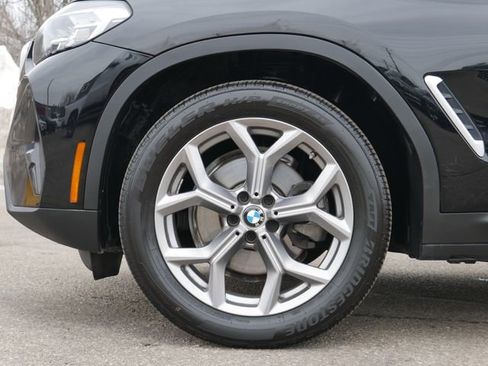 Used 2023 BMW X4 xDrive30i w/ Convenience Package image 10