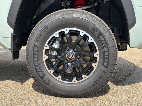 New 2026 Toyota Tundra SR5 AWD/4WD image 8